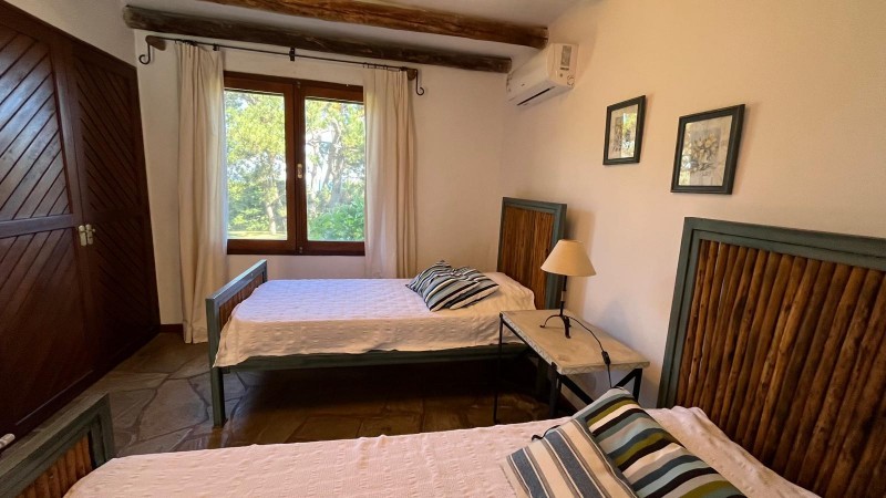 Increible casa en venta y alquiler en El Chorro a pasos del mar